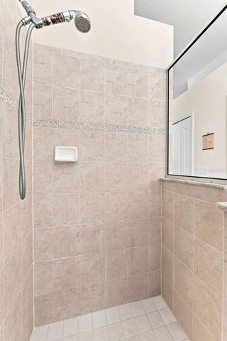 18022 LAKE REFLECTIONS BOULEVARD, Lutz, FL 33558