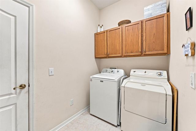 18022 LAKE REFLECTIONS BOULEVARD, Lutz, FL 33558
