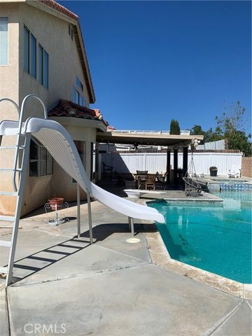 12350 Roadrunner, Victorville, CA 92392