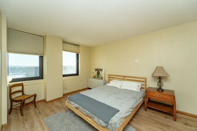 220 Broadway Avenue S 1112, Rochester, MN 55904