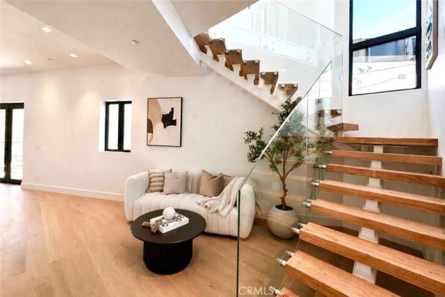 2619 S Rimpau Blvd, Los Angeles, CA 90016
