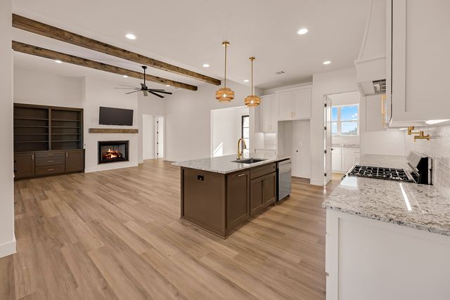 7164 Carnoustie Drive, Cleburne, TX 76033