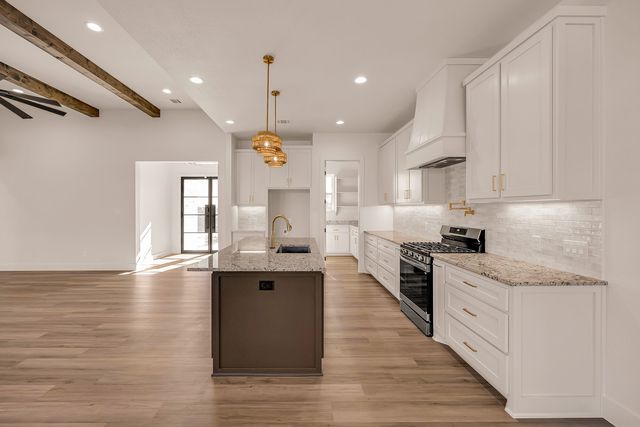 7164 Carnoustie Drive, Cleburne, TX 76033