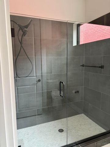 148 Mulberry Street, Cincinnati, OH 45202