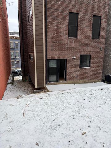 148 Mulberry Street, Cincinnati, OH 45202