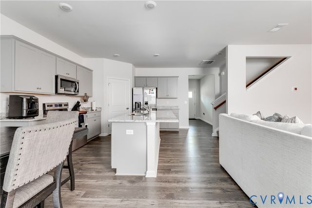 9955 Peacefield Ln, Petersburg, VA 23803