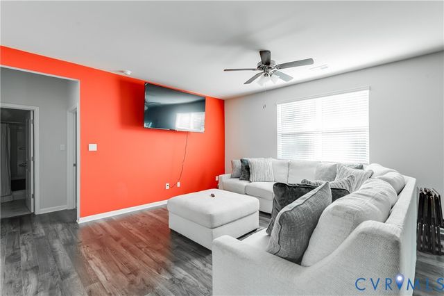9955 Peacefield Ln, Petersburg, VA 23803