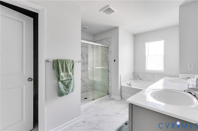 9955 Peacefield Ln, Petersburg, VA 23803