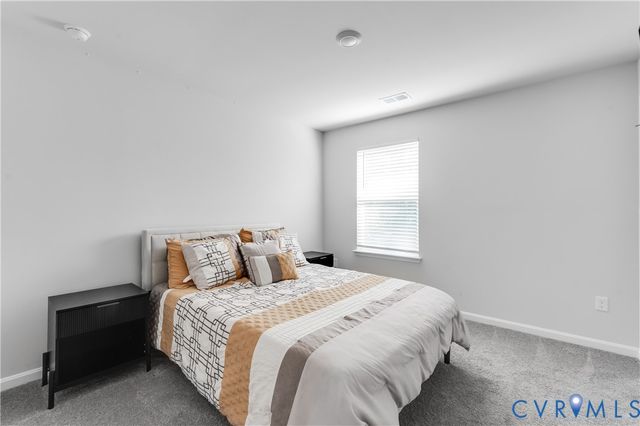 9955 Peacefield Ln, Petersburg, VA 23803