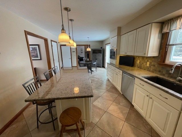 1003 COMPASS Drive, Erie, PA 16505