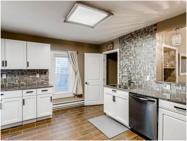 955 Bradley Street, Saint Paul, MN 55130