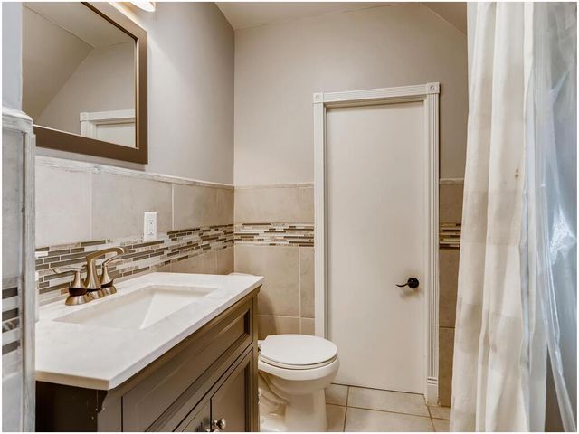 955 Bradley Street, Saint Paul, MN 55130