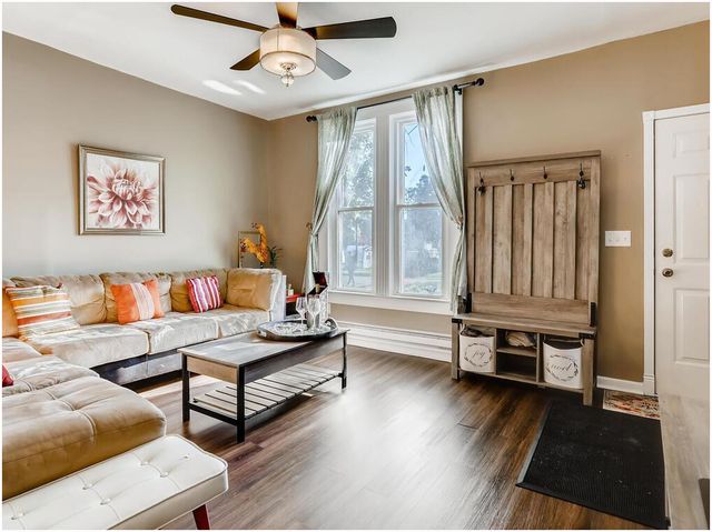 955 Bradley Street, Saint Paul, MN 55130