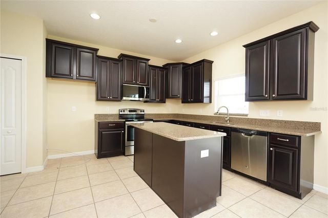 2926 YOUNGFORD STREET, Orlando, FL 32824
