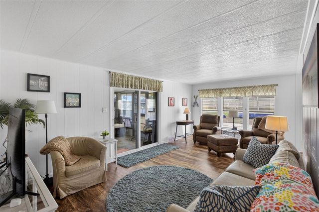 400 TEQUILA, North Port, FL 34287