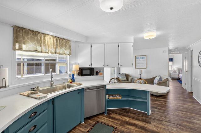 400 TEQUILA, North Port, FL 34287