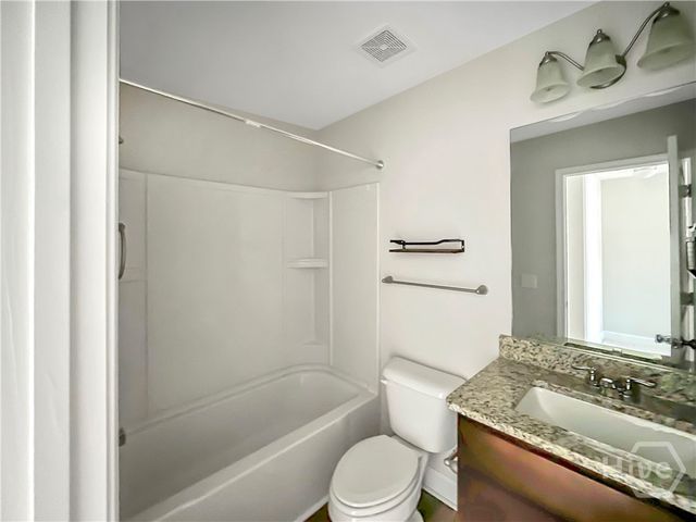 100 Regis Way, Richmond Hill, GA 31324