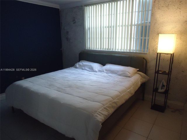 1790 79th St Cswy B108, North Bay Village, FL 33141