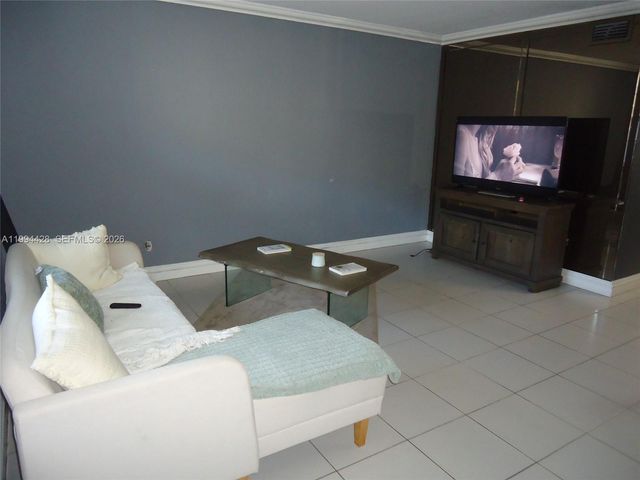 1790 79th St Cswy B108, North Bay Village, FL 33141