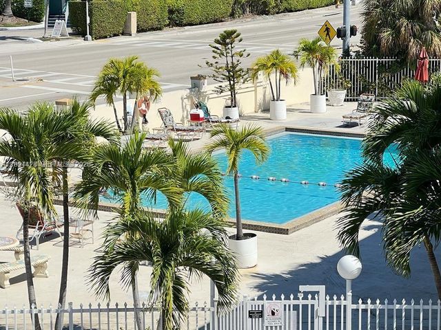 1790 79th St Cswy B108, North Bay Village, FL 33141