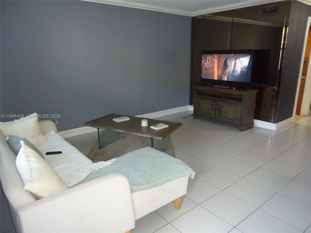 1790 79th St Cswy B108, North Bay Village, FL 33141