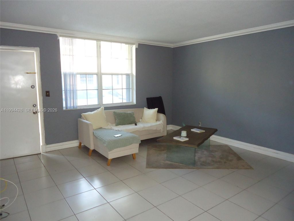 1790 79th St Cswy B108, North Bay Village, FL 33141