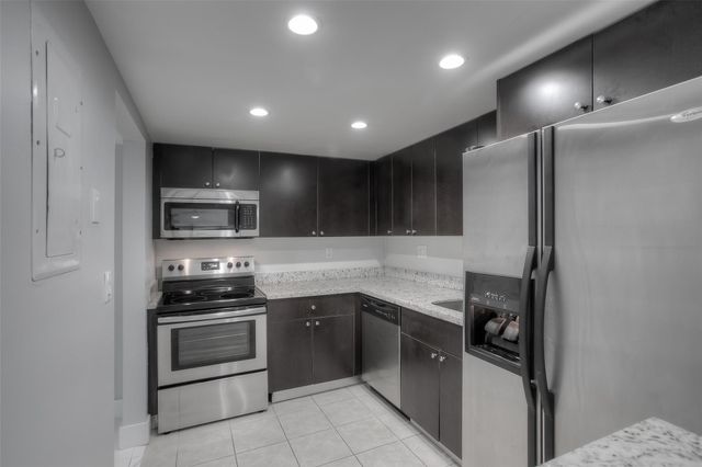 303 RACQUET CLUB Road 312, Weston, FL 33326