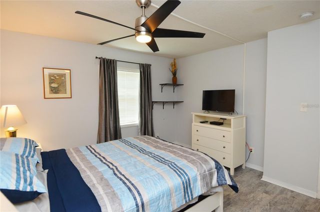 3873 POMPANO DRIVE SE B, St Petersburg, FL 33705