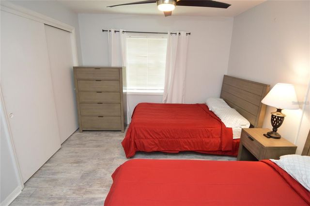 3873 POMPANO DRIVE SE B, St Petersburg, FL 33705