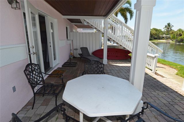 3873 POMPANO DRIVE SE B, St Petersburg, FL 33705