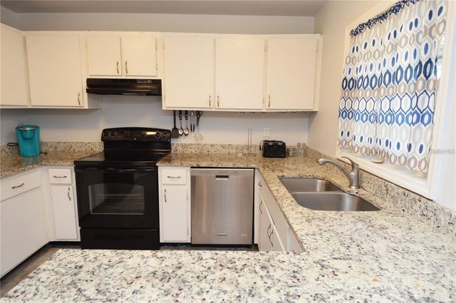 3873 POMPANO DRIVE SE B, St Petersburg, FL 33705