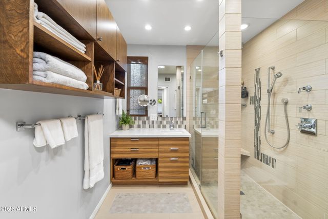 531 W VERNON Avenue, Phoenix, AZ 85003