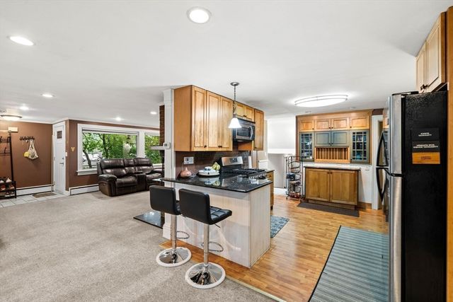10 Rafferty Rd, Stoneham, MA 02180