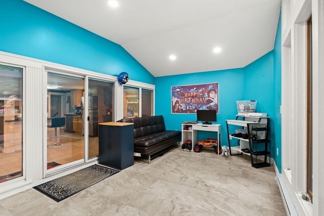 10 Rafferty Rd, Stoneham, MA 02180