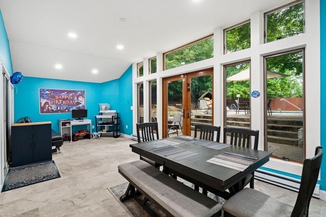10 Rafferty Rd, Stoneham, MA 02180