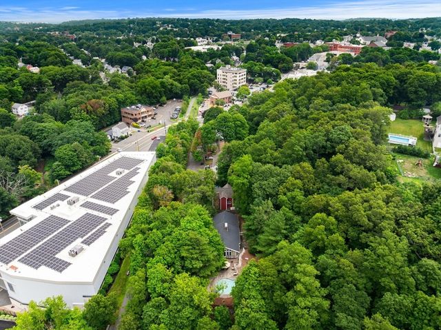 10 Rafferty Rd, Stoneham, MA 02180