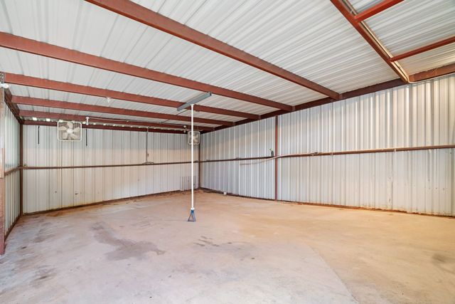 2455 Kessler Drive, Paris, TX 75460