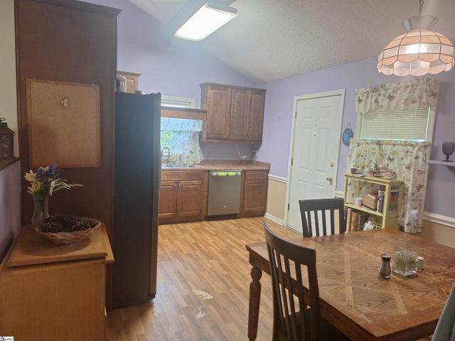 110 Courtney Circle, Greenville, SC 29617