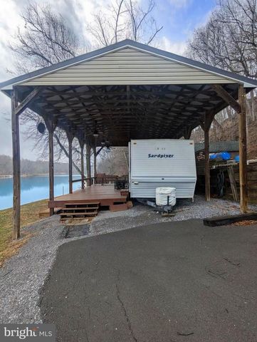 BLOCK 77 LOT 77 PARK BLVD, Falling Waters, WV 25419