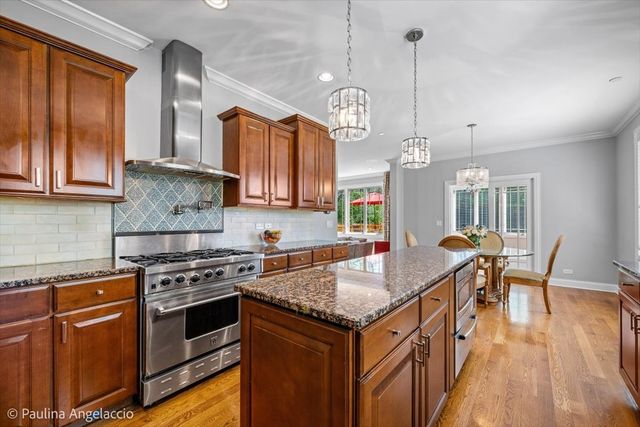 443 June Terrace, Barrington, IL 60010