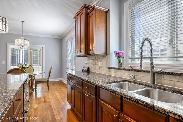 443 June Terrace, Barrington, IL 60010