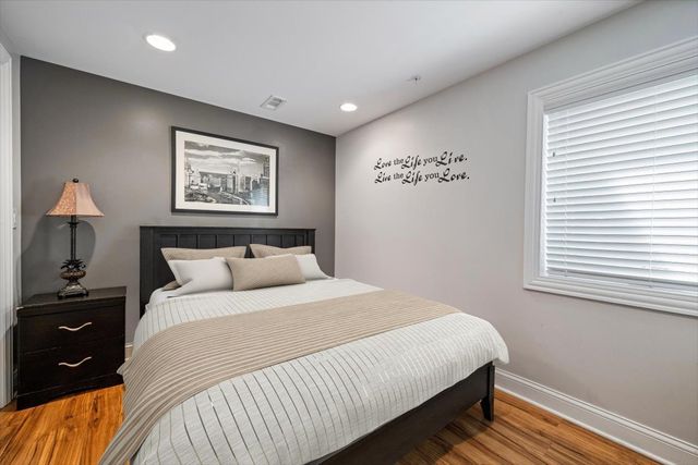 443 June Terrace, Barrington, IL 60010