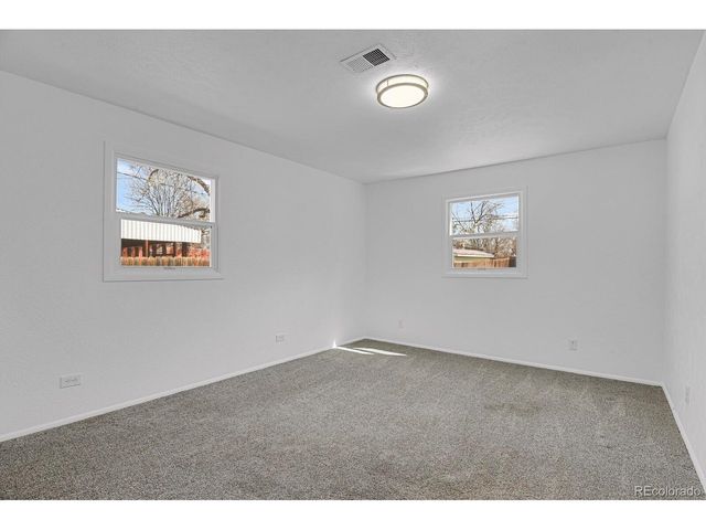 4580 S Logan St, Englewood, CO 80113