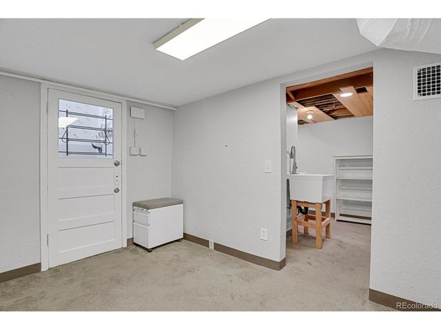 4580 S Logan St, Englewood, CO 80113