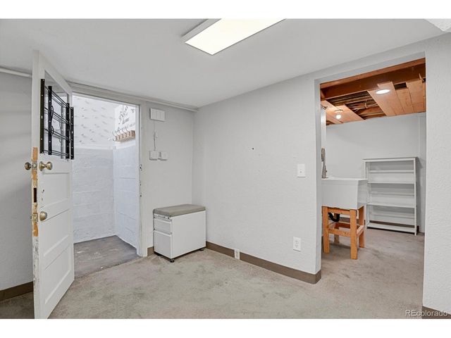 4580 S Logan St, Englewood, CO 80113