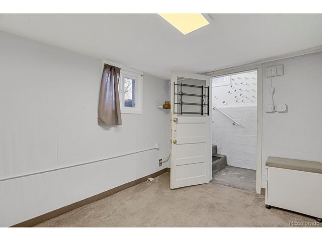 4580 S Logan St, Englewood, CO 80113