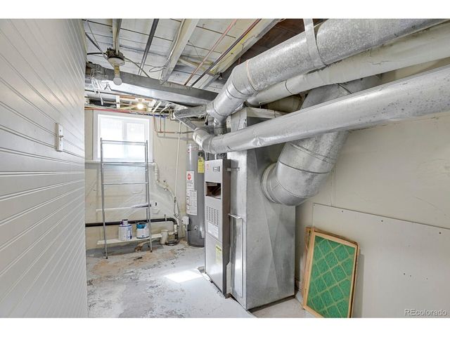 4580 S Logan St, Englewood, CO 80113