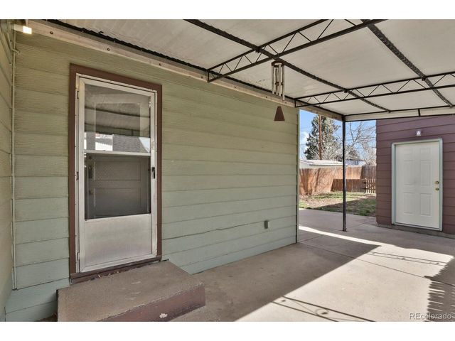 4580 S Logan St, Englewood, CO 80113