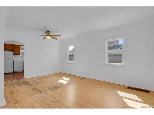 4580 S Logan St, Englewood, CO 80113