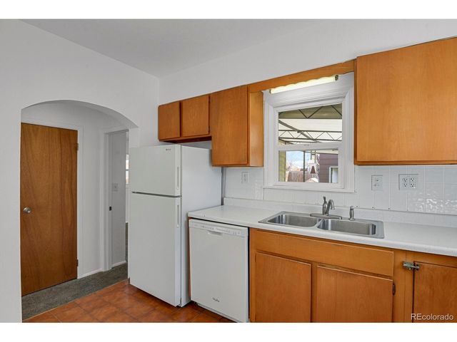 4580 S Logan St, Englewood, CO 80113